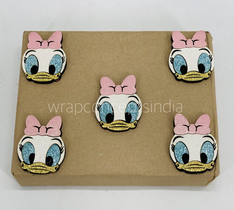 Daisy Duck Accessory