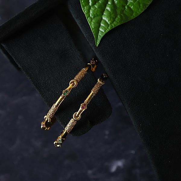 Uncut Diamond RUBI Bangles