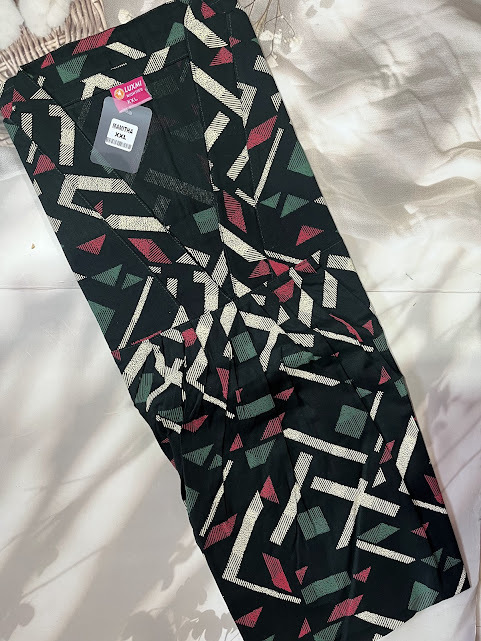 V-Neck semi collar XL #137