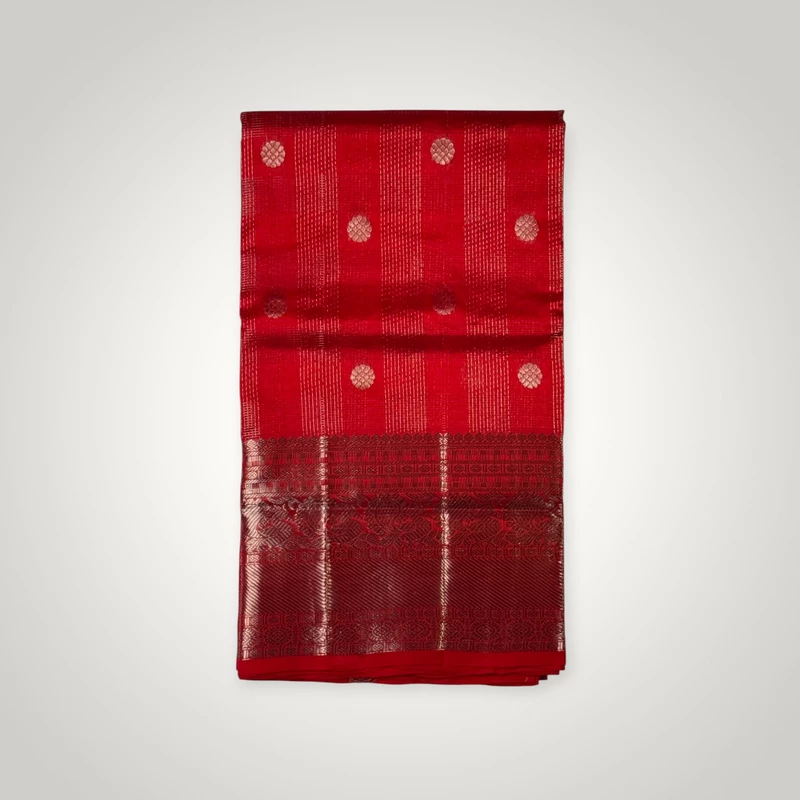 Kuppadam Pattu Checkered Saree-Red
