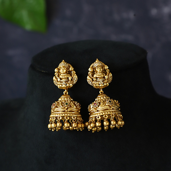 Diamond designed rosegold earing with AD stones