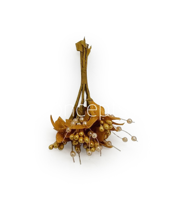 Flower Pollens with Pearls