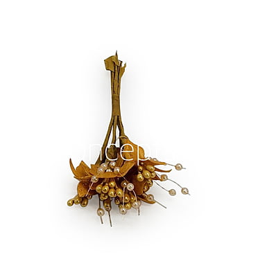 Flower Pollens with Pearls