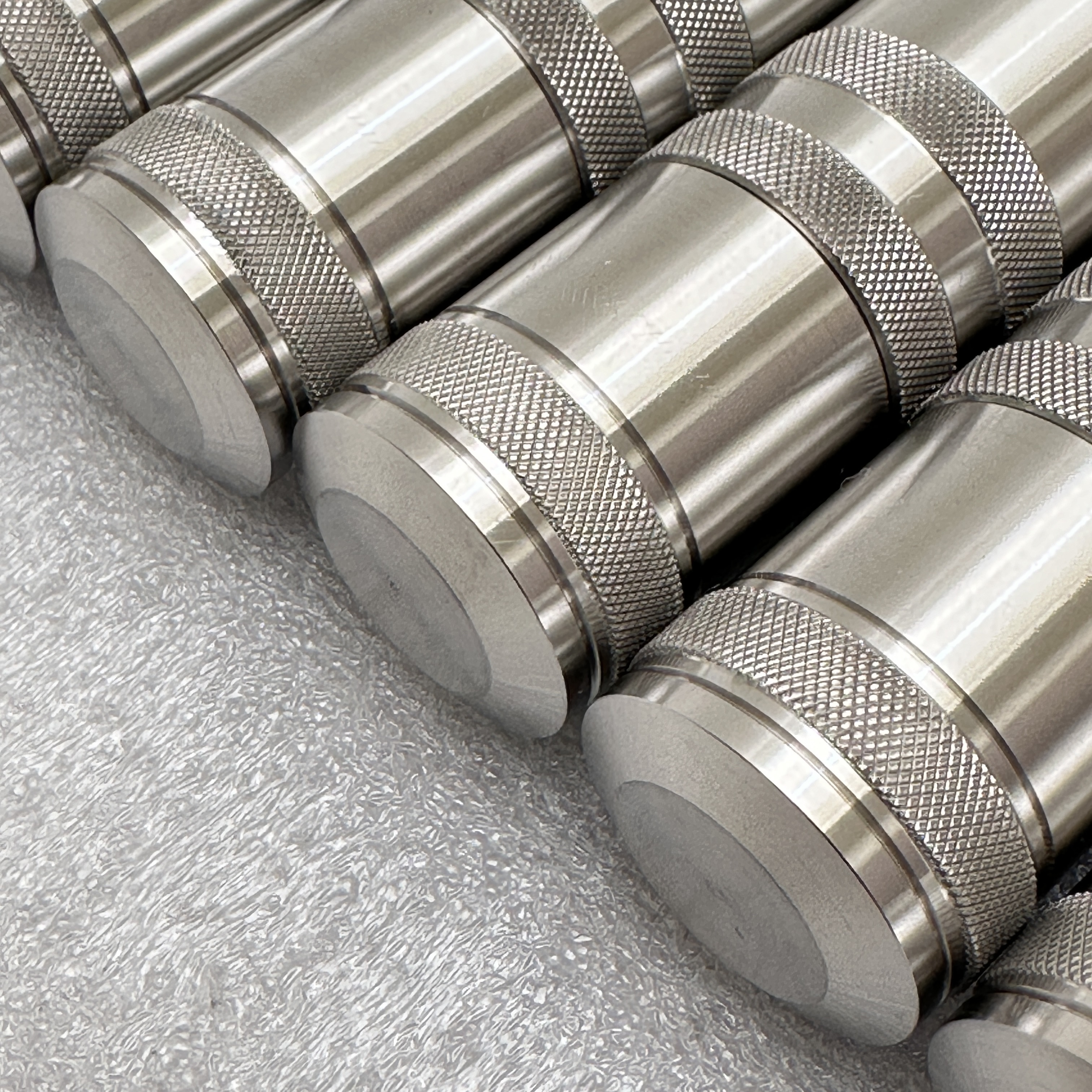 VAC - Premium Outrigger Speaker Spike Set 2 Pcs - OT-SPK VAC - Premium Outrigger Speaker Spike Set 2 Pcs - OT-SPK