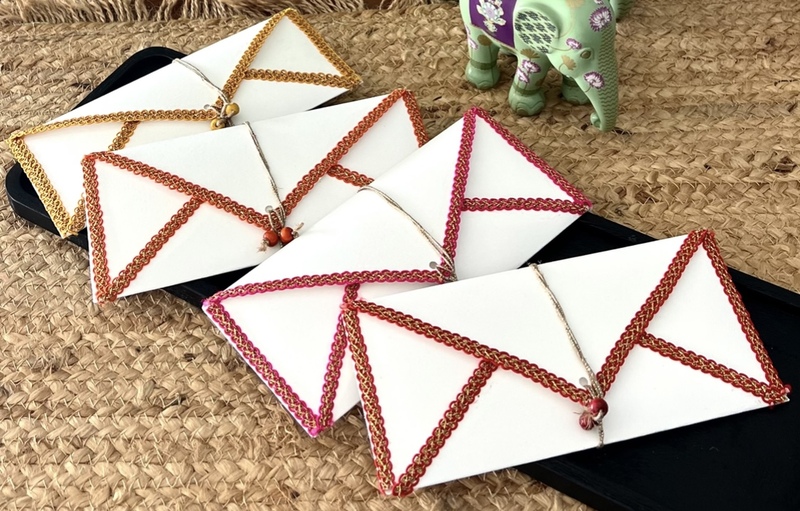 SET OF 2 FLAP ENVELOPES