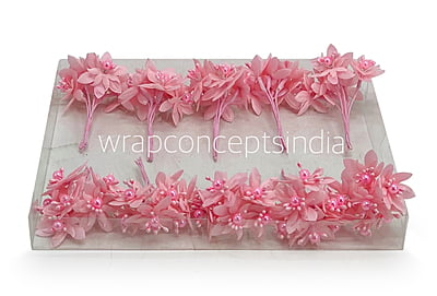 Small Flowers with Pearl & Pollen Center