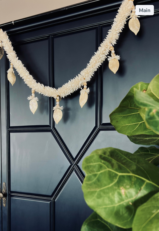 WHITE LEAF TORAN