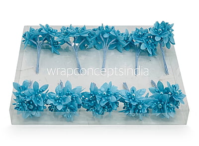 Small Flowers with Pearl & Pollen Center