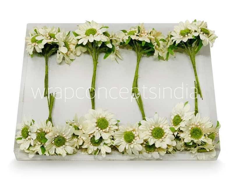 Sunflowers on stick - Cream