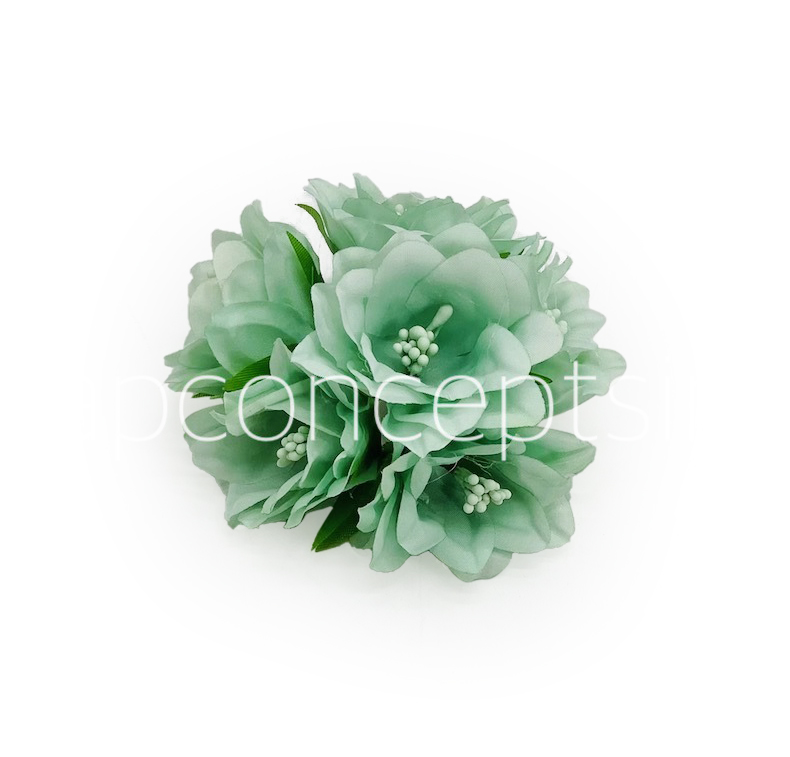 Mint Daffodils on Stick