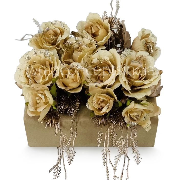 Hazelnut Roses Ready Bunch
