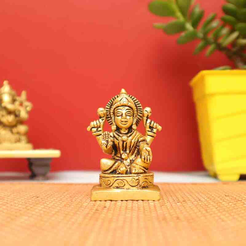Divine Lakshmi Idol in Brass - 3 inch Height