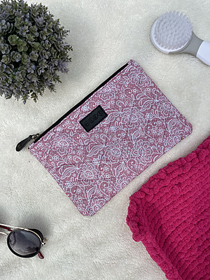 Handy pleated wallets