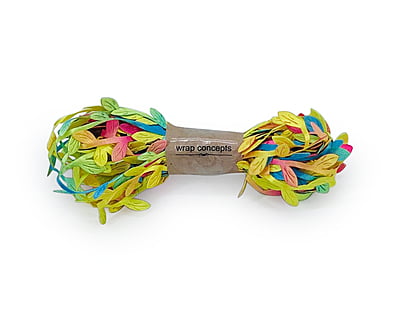 Leaf Cutout String - Multicolor