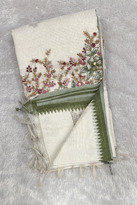 Saanvi Embroidered Saree SWS638