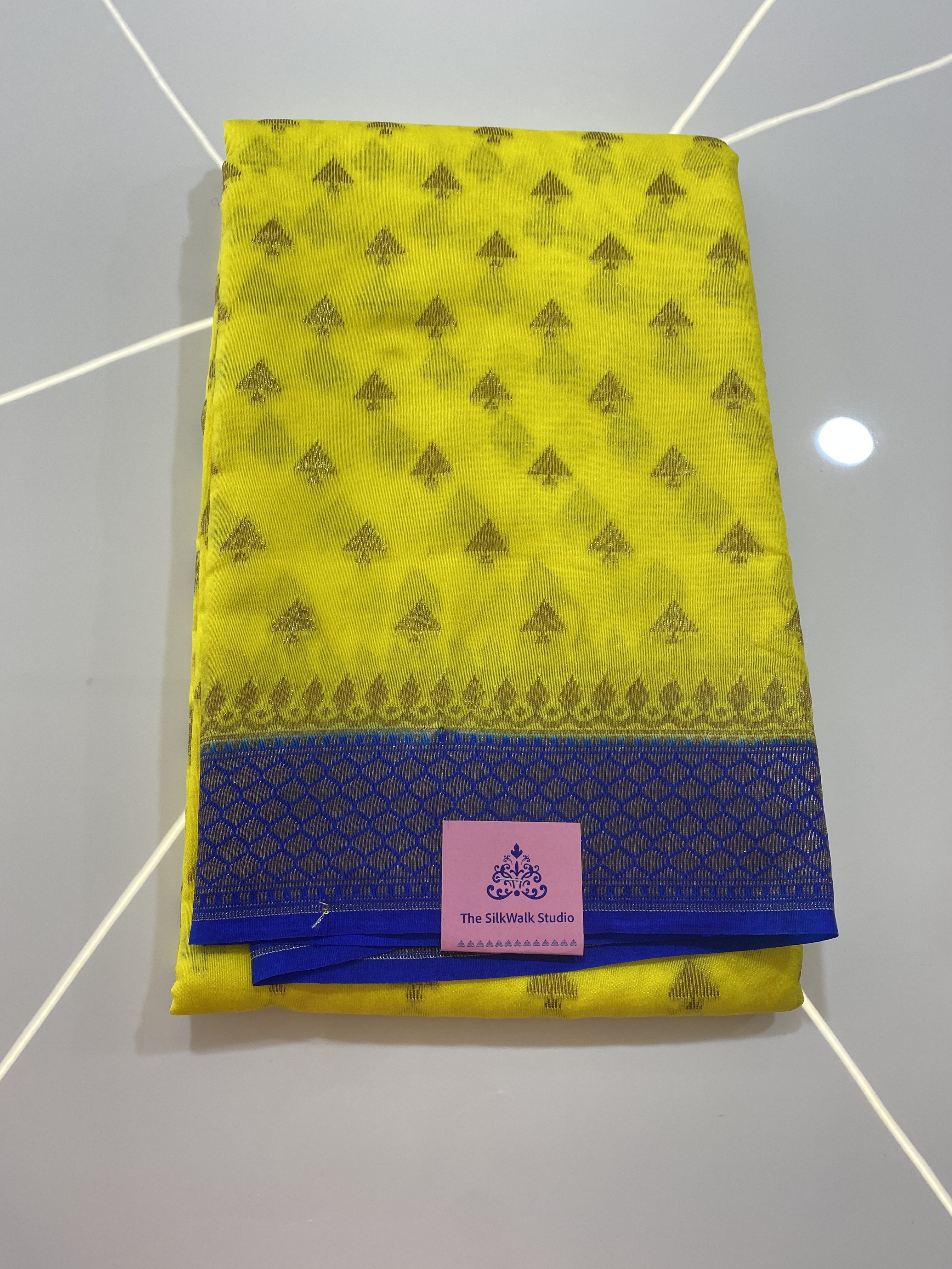 Sumangali - Semi Banarasi Saree 7583