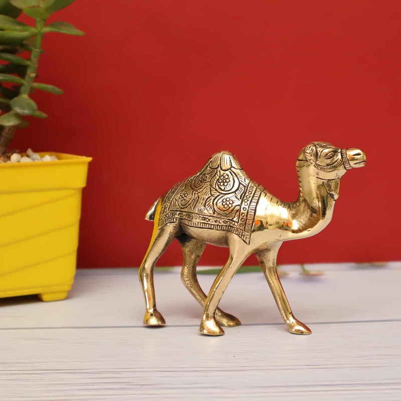 Majestic Decorative Camel in Brass - 4.5 inch Heigh