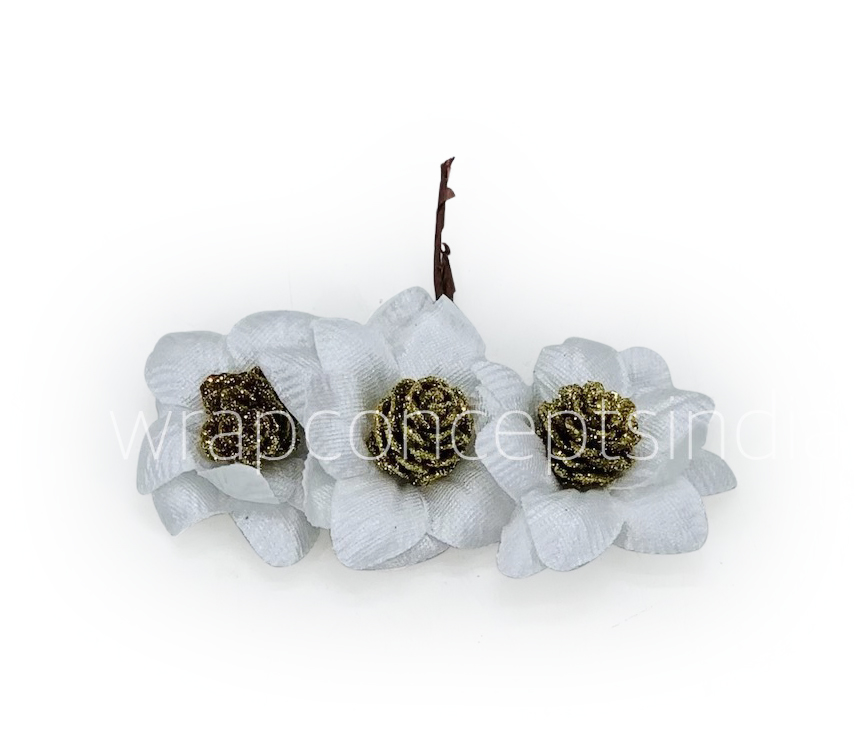 White Flowers with Glitter Pine