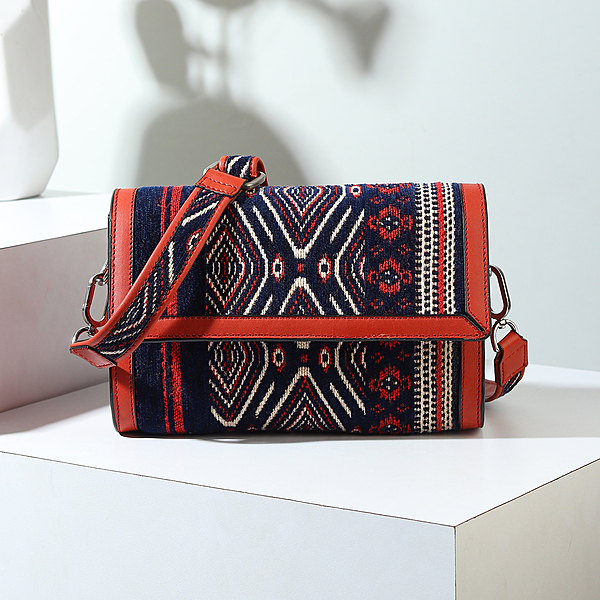 CROSS BODY FLAP ROJA