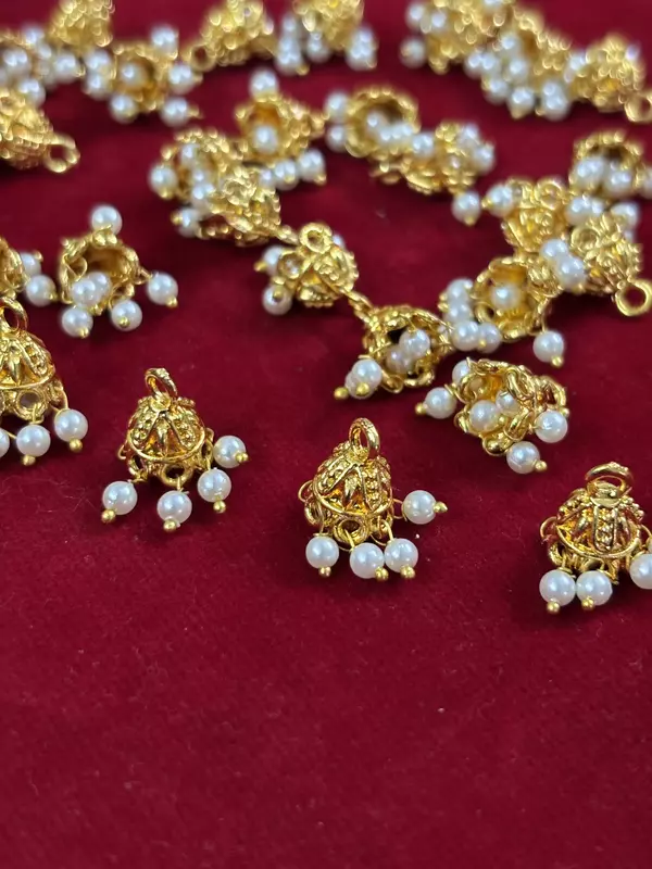 Jhumka Nath Small