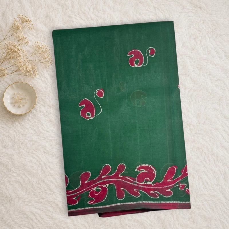 Bathik Printed Cotton Saree - Green/Red