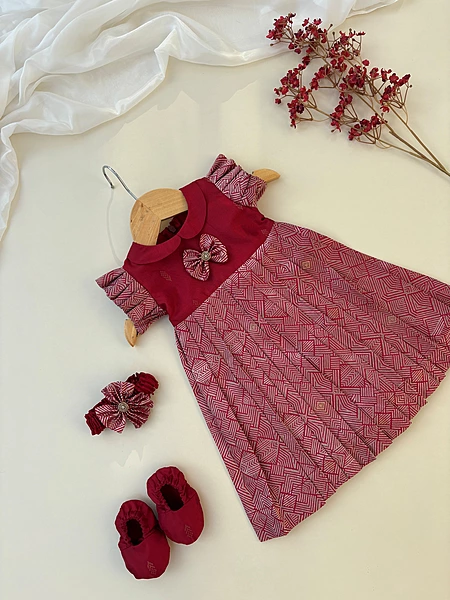 Ruby Gleam Brocade Silk Set