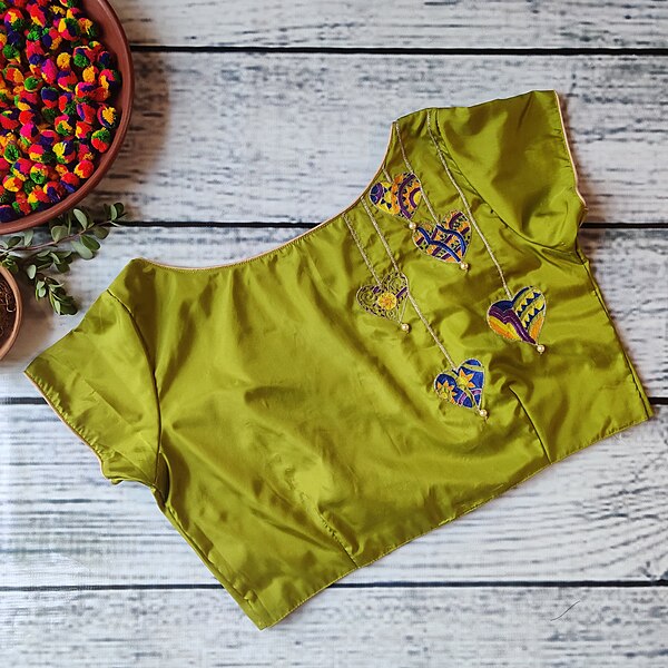 Heart Danglers Readymade Blouse
