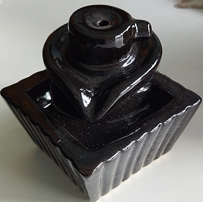 Backflow incense burner shivling