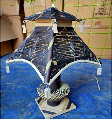 Army china table lamp