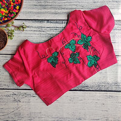 Black Seedless Grapes Jacquard Blouse