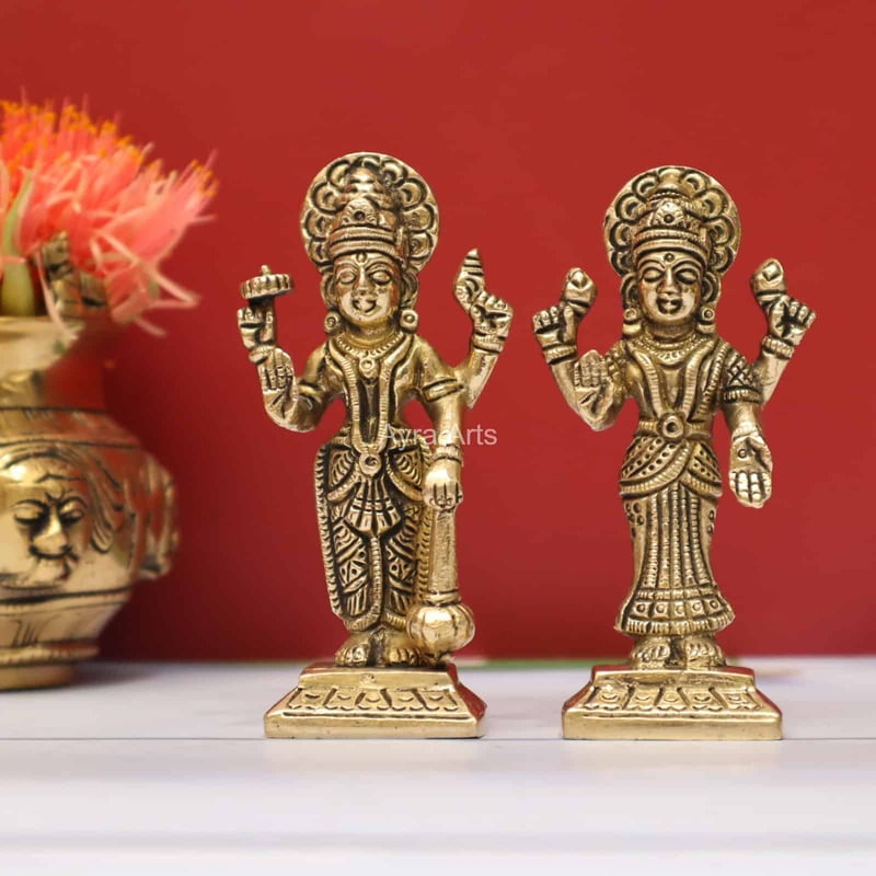 Vishnu Lakshmi Set - 4.3 Inch