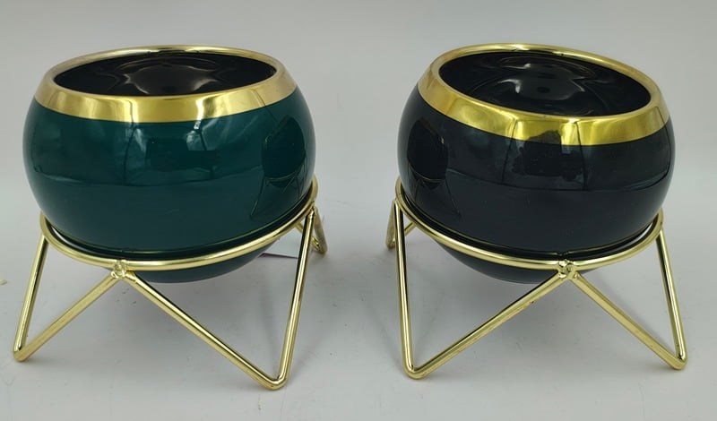 Pot With Stand 4 inch