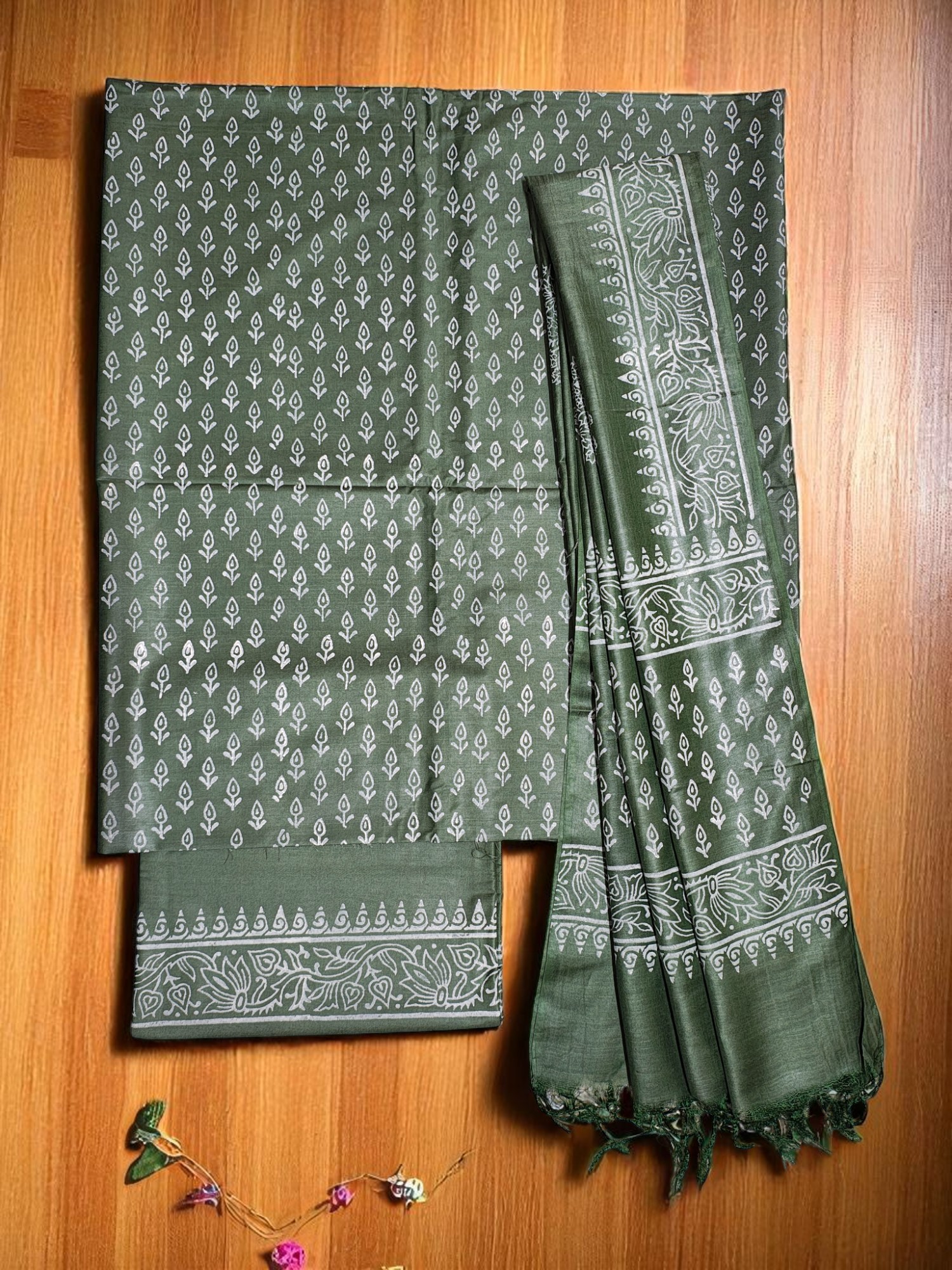 Green Unstitched Black Print Silk Salwar Suit Dress Material with Dupatta