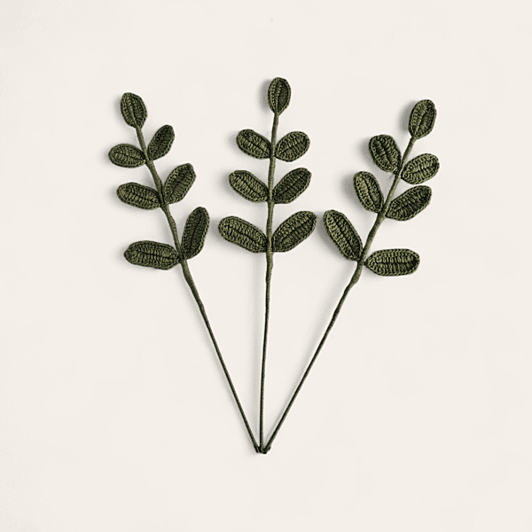 Large Leaf with Stem Dark Green