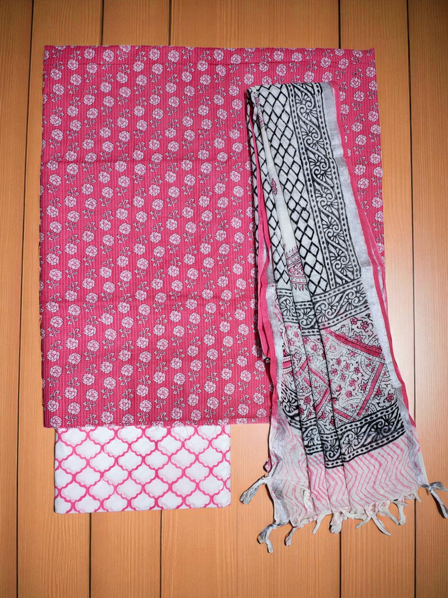Pink Kantha Sanganeri Print Unstitched Salwar Suit Set with Linen Dupatta