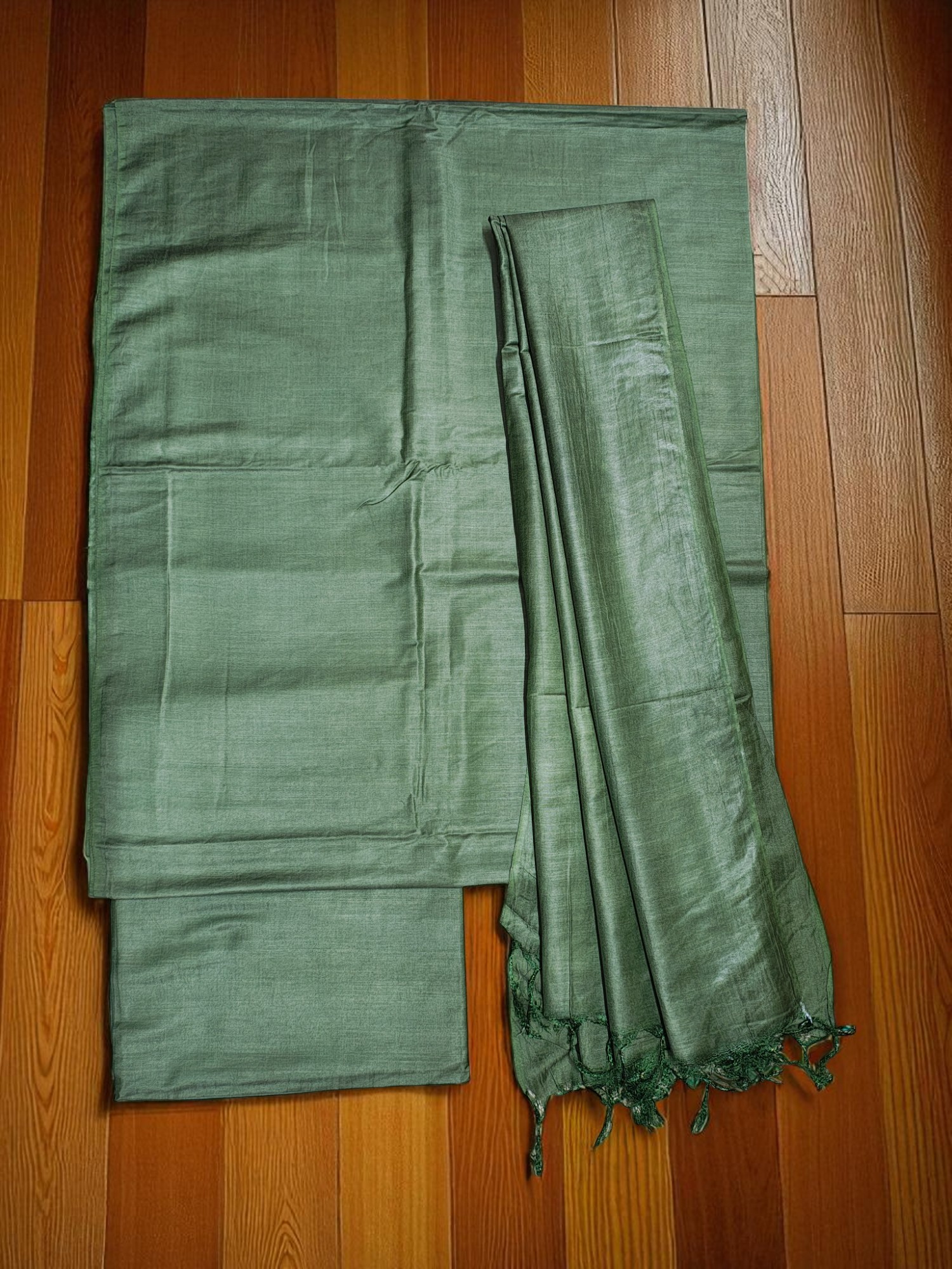 Green Unstitched Batik Print Cotton Salwar Suit Dress Material with Dupatta