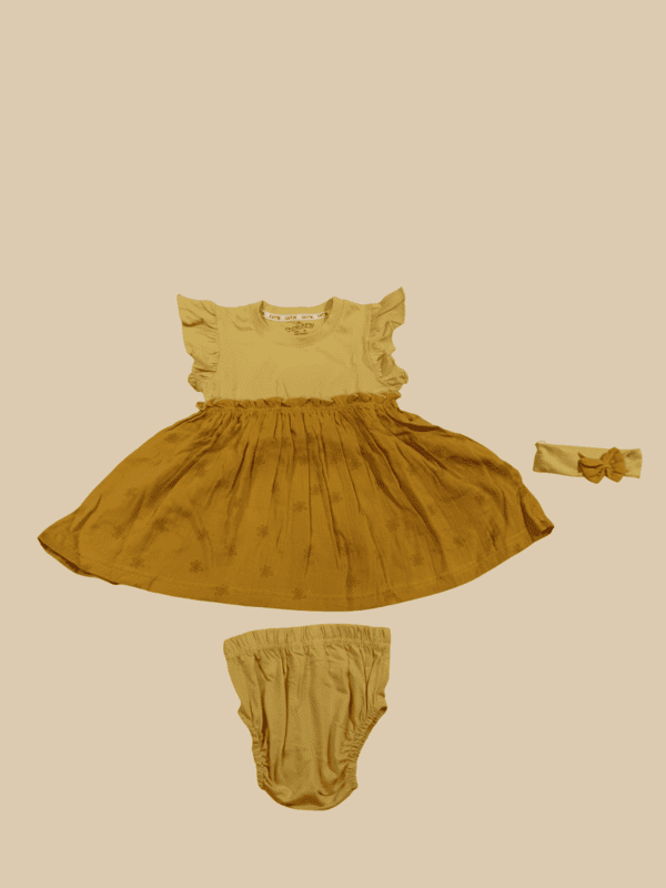 Baby Girl 3-Piece Dress Set โ Frock + Bloomer + Headband mj D.43,45.931