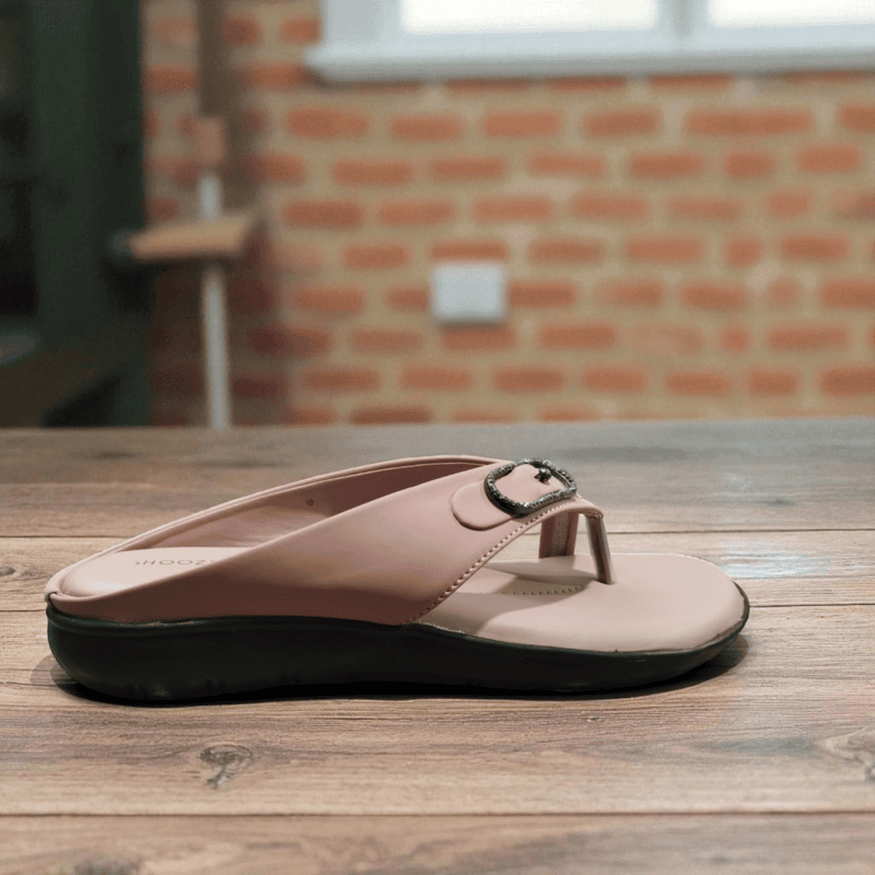 Nude Toe-Ring Casual Flats