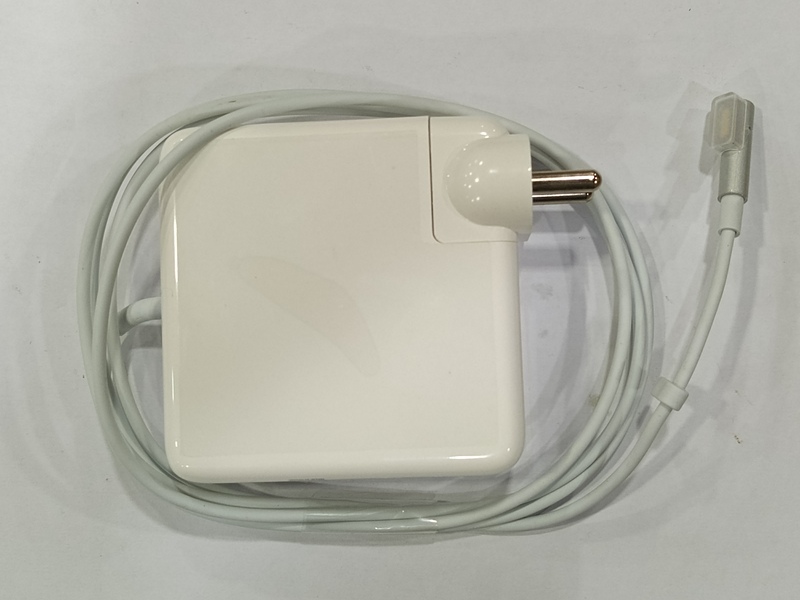 Laptop Adapter compatible for APPLE (60W 3.65A 16.5V) MagSafe 1 Pin Laptop Adapter compatible for APPLE (60W 3.65A 16.5V) MagSafe 1 Pin