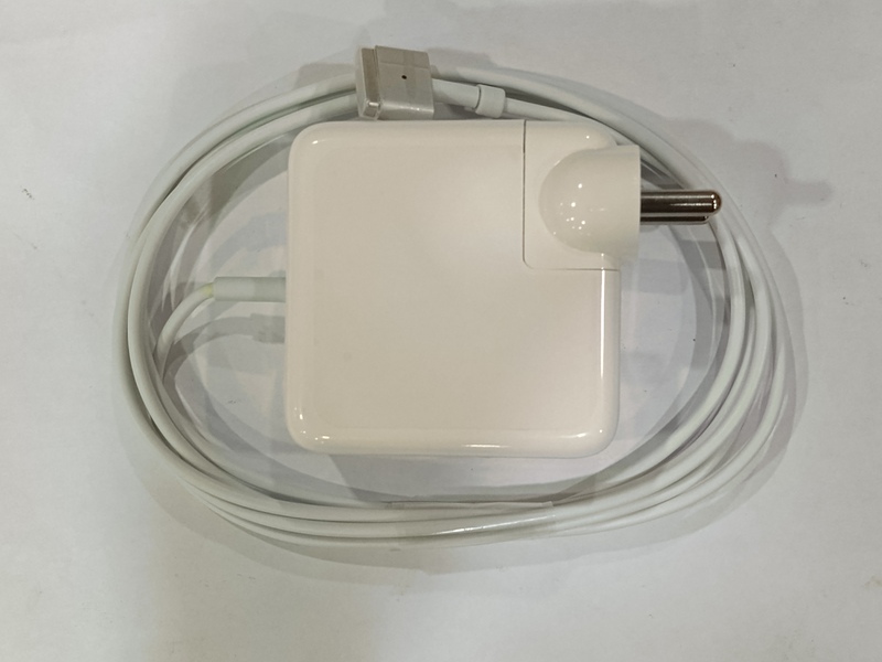 Laptop Adapter compatible for APPLE (85W 4.25A 20V) MagSafe 2 Pin Laptop Adapter compatible for APPLE (85W 4.25A 20V) MagSafe 2 Pin