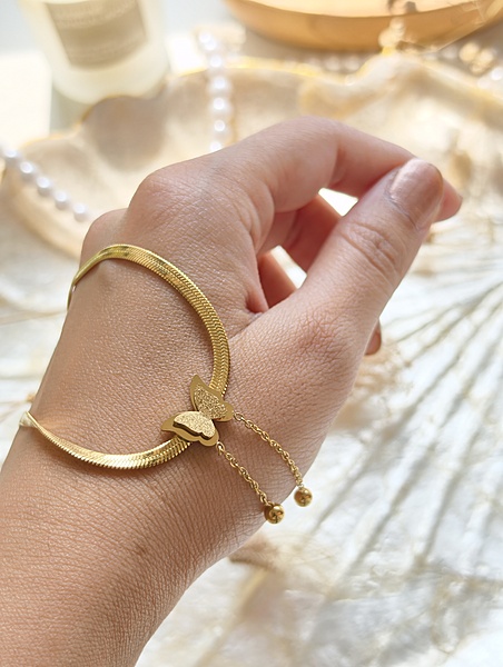 Serene Butterfly Necklace