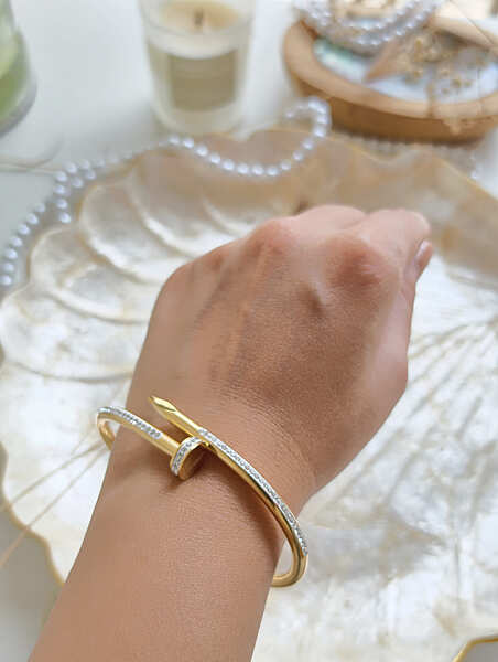 Golden embrace silver stone bracelet