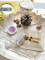 Midnight Clover Earrings