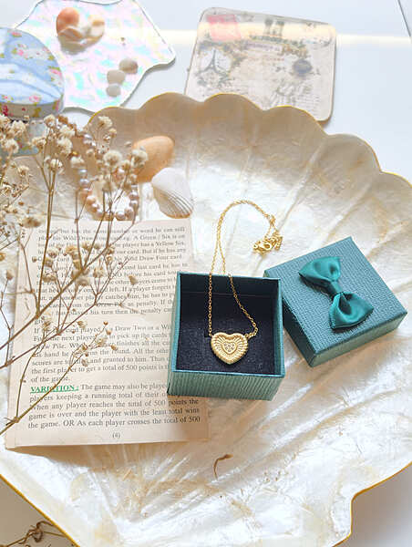 Golden Amour Necklace