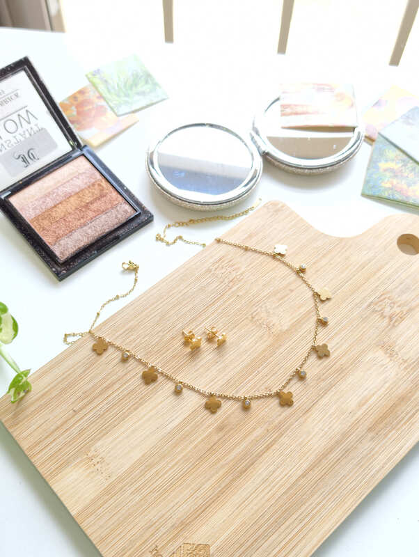 Clover Dainty Necklace Set