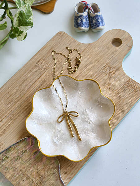 Belle Bow Necklace Anti Tarnish Gold Bow Pendant Necklace