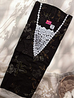 V-neck Lace XL #23