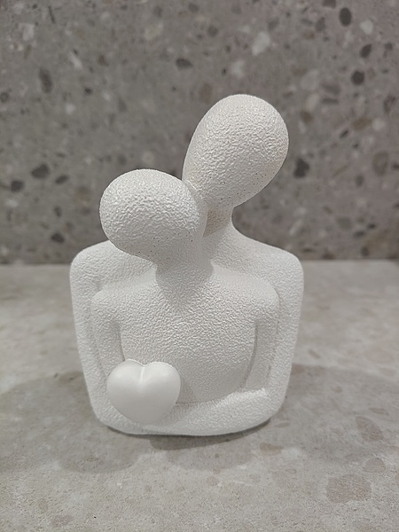 Happy love couples with heart hold posture showpiece Figurine
