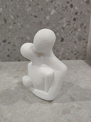 Happy love couples with heart hold posture showpiece Figurine