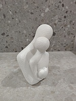 Happy love couples with heart hold posture showpiece Figurine